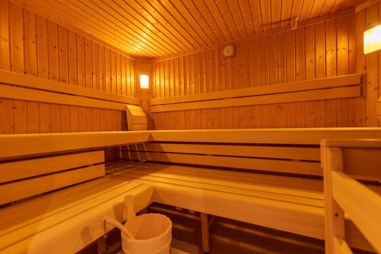 Hotel Garni Apart Tina Ischgl Exteriör bild